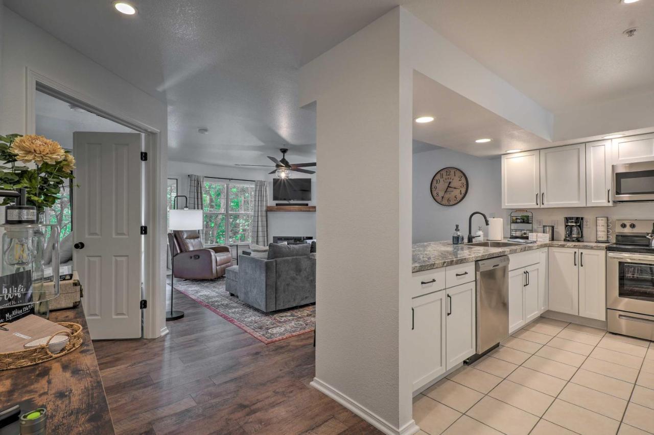 Branson Lakefront Condo With Sunroom And Lake Views! Luaran gambar